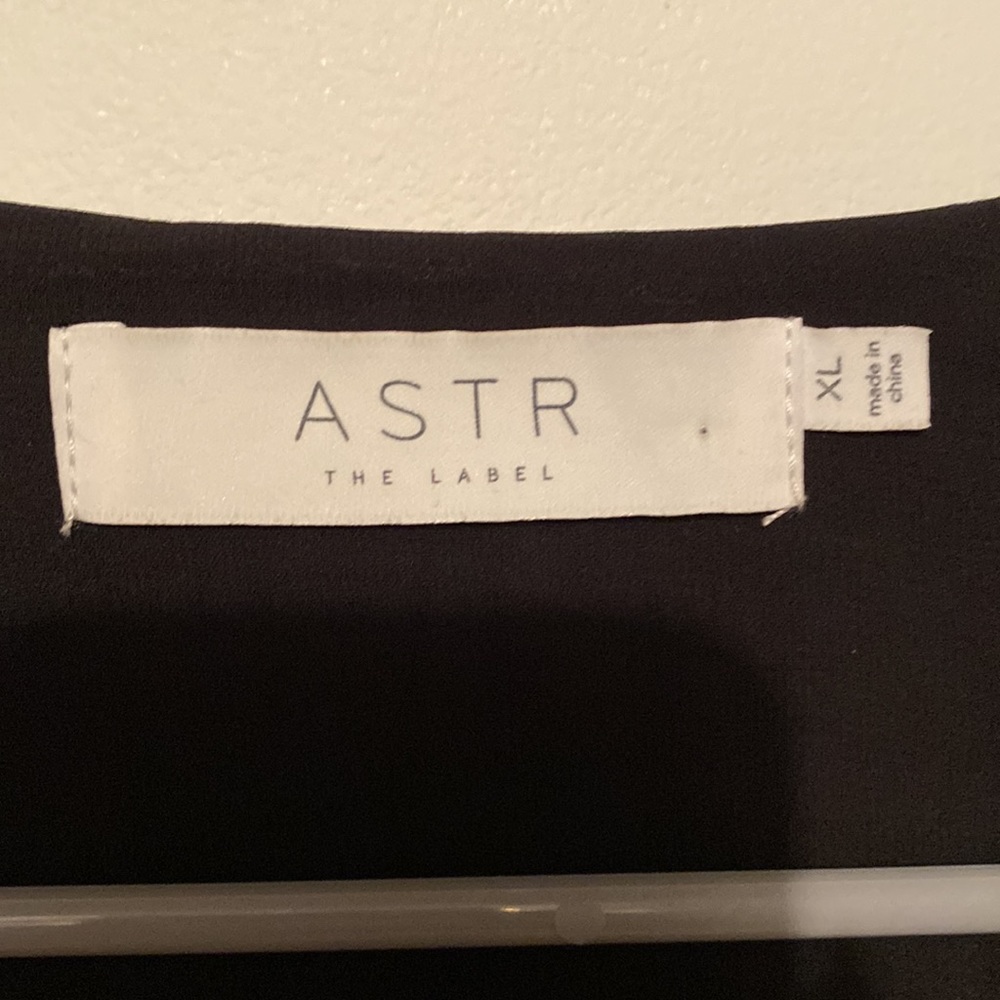 ASTR TOP - Picture 2 of 4